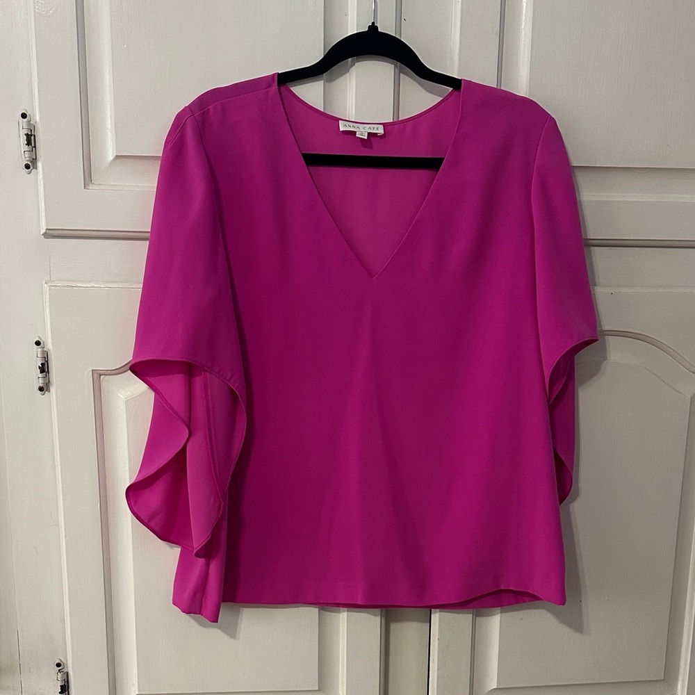 ANNA CATE Chic Fuchsia V-Neck Blouse
